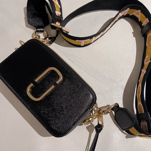 Marc Jacobs Snapshot Crossbody Bag - Picture 3 of 11